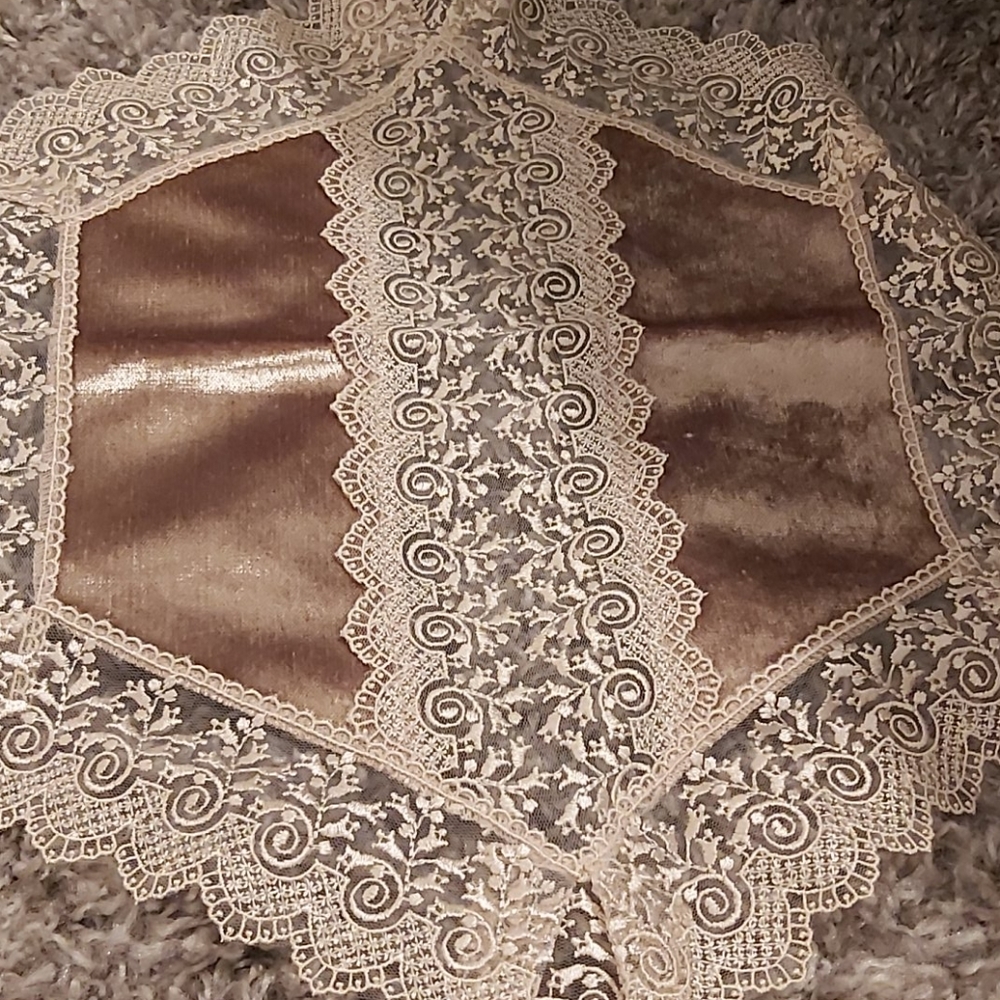 Table cover - Picture 3 of 4
